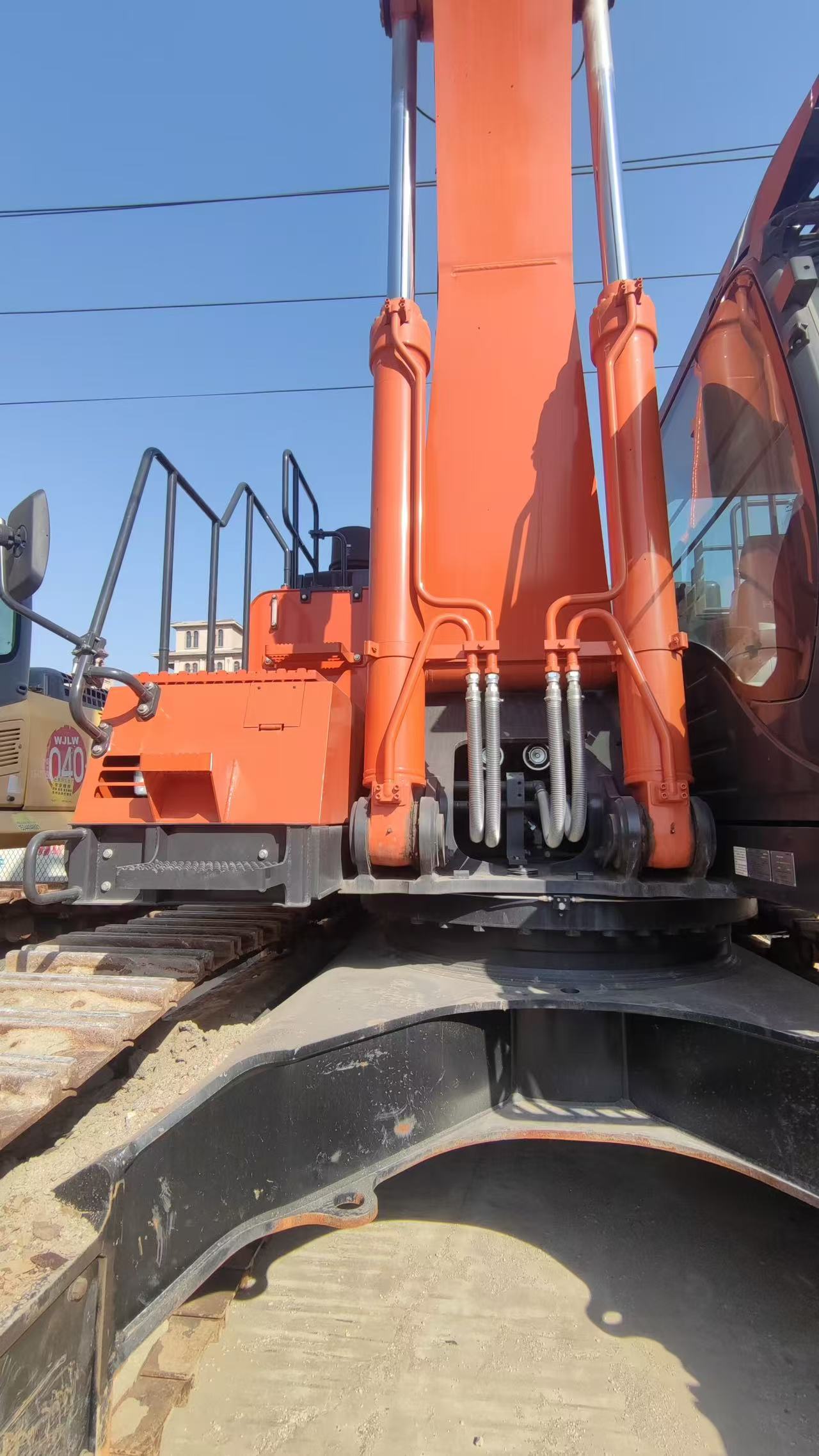ZX520LCH-6A